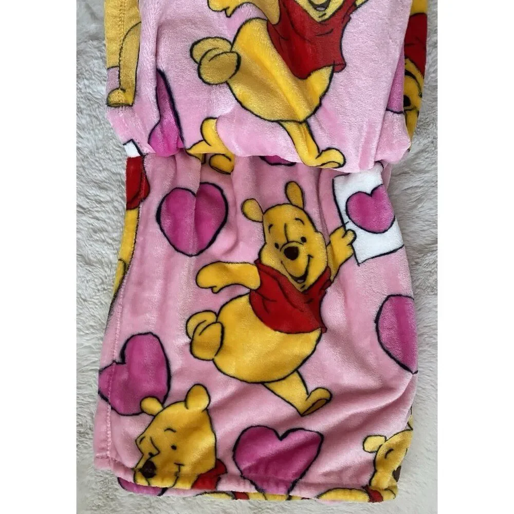 Disney Winnie The Pooh Hugging Hearts Valentines Blanket Soft Throw 50 X 70” NEW